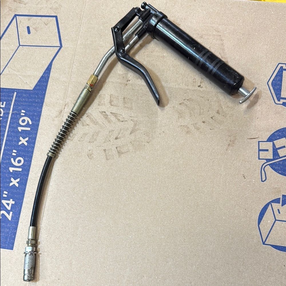 Black Grease Gun with Flexible Hose